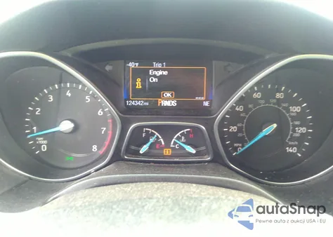 2017 Ford Focus Sel z USA, uszkodzony, nr VIN 1FADP3H2XHL224624